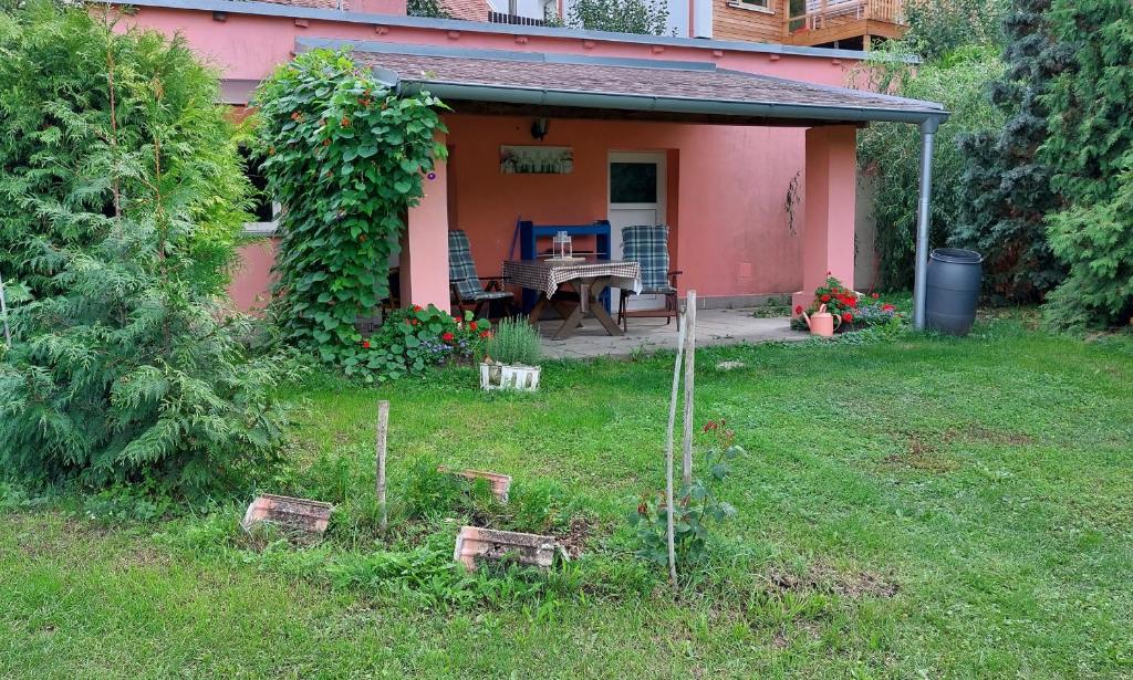 Zahrada ubytování Pavlov24 - Zahradní domečky