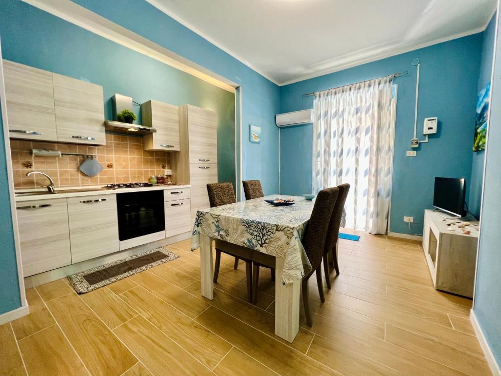 Kuchyň nebo kuchyňský kout v ubytování Casa del Pescatore