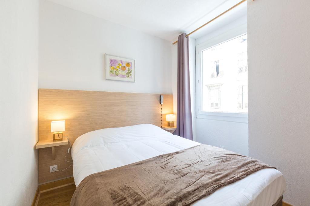 Europe Hotel Vieux Port - Resim 13