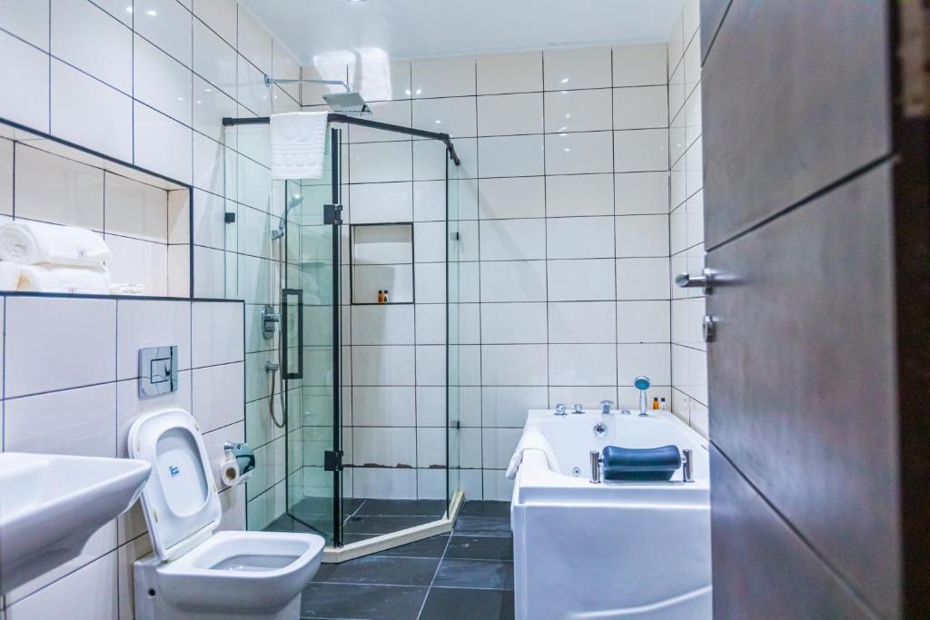 Koupelna v ubytování Isglo Hotels Ikoyi