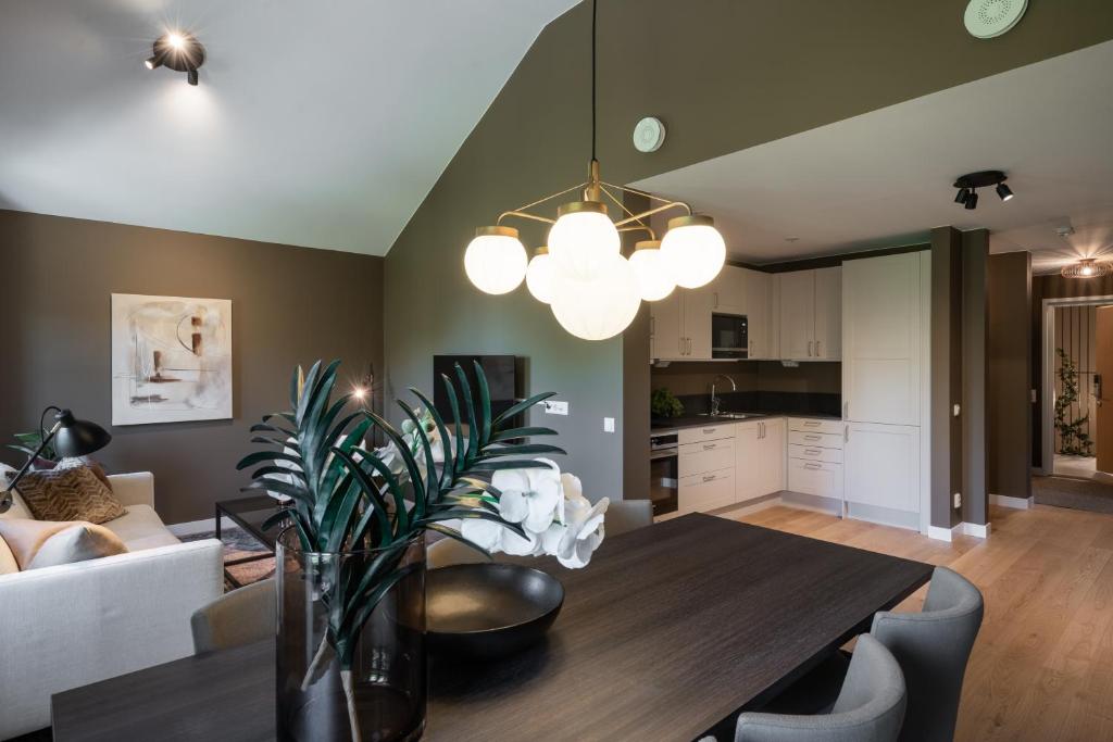 Live and Stay Ekmanska - Resim 15