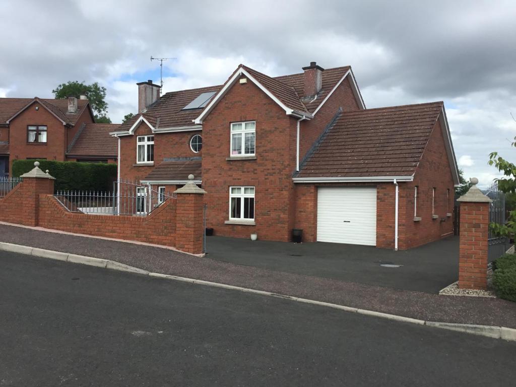 Luxury home on Sligo road Enniskillen, Enniskillen (updated prices 2024)