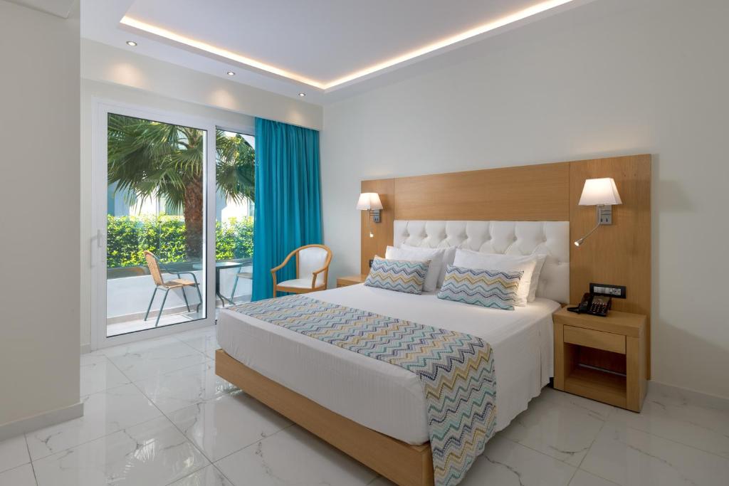 Oceanis Park Hotel - 