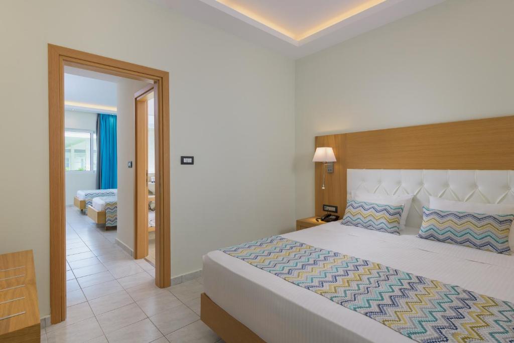 Oceanis Park Hotel - 