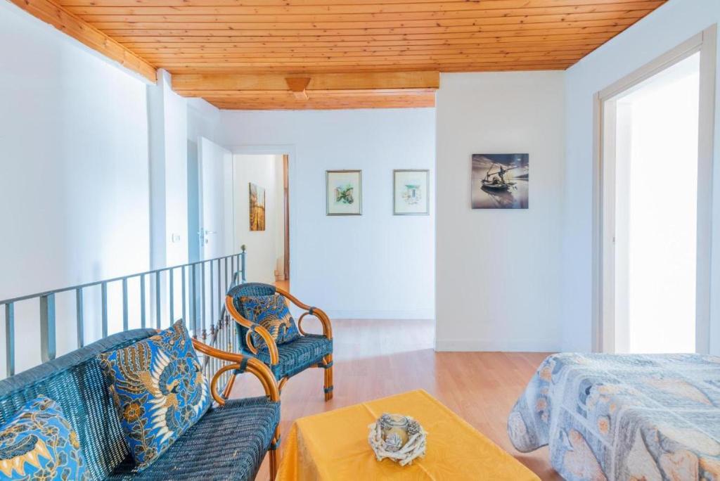 Гостиная зона в Villa con piscina al mare