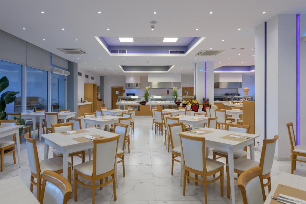 Restoran või mõni muu söögikoht majutusasutuses Oceanis Park Hotel