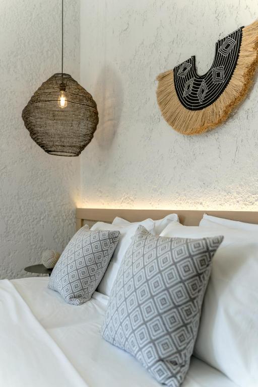 Okeanis Mystique South - 15