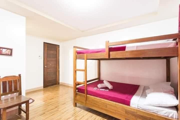 Poschodová posteľ alebo postele v izbe v ubytovaní Vostro e Nostra