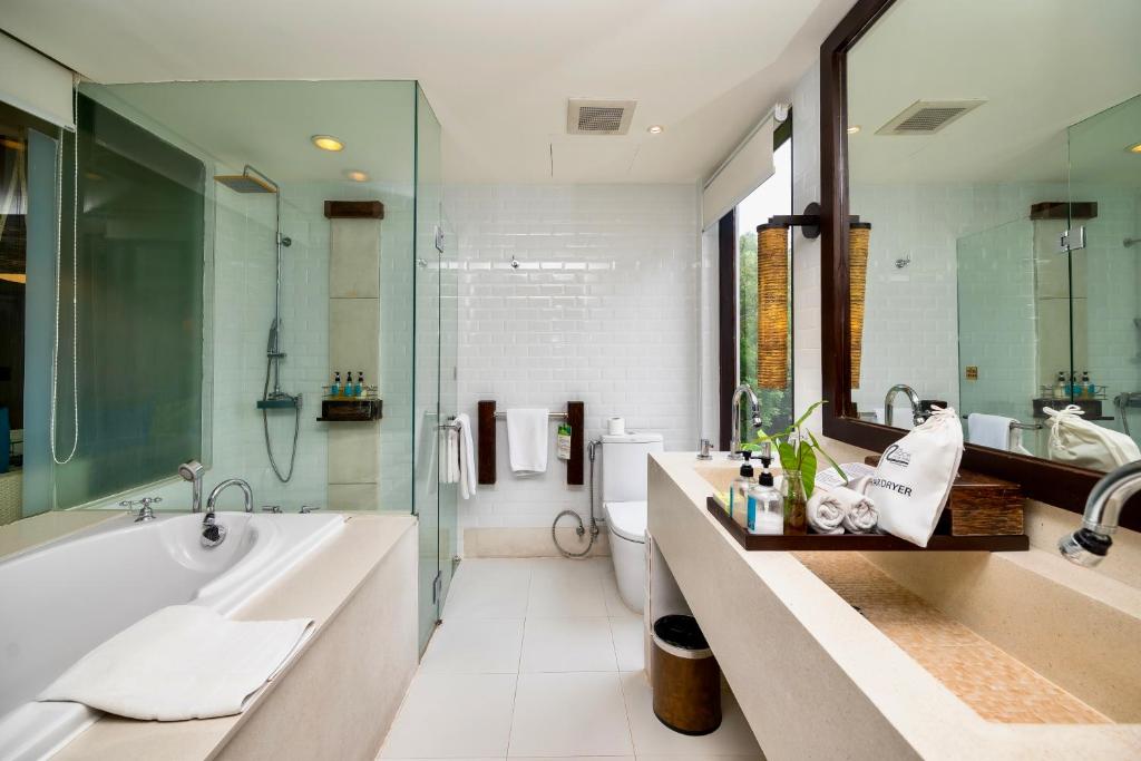 The Rock Hua Hin Beachfront Spa Resort - 3