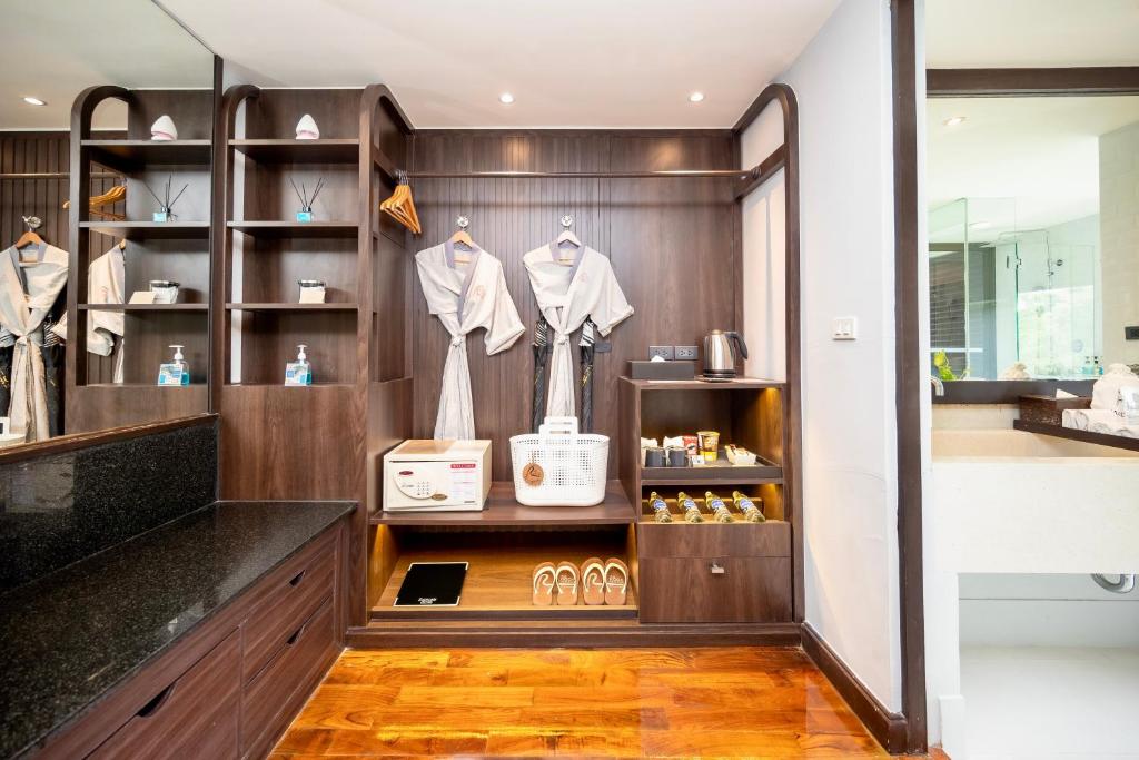 The Rock Hua Hin Beachfront Spa Resort - 13