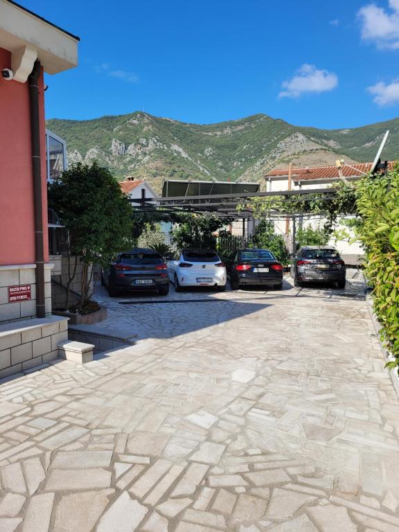 Nespecifikovaný výhled na hory nebo výhled na hory při pohledu z apartmánu