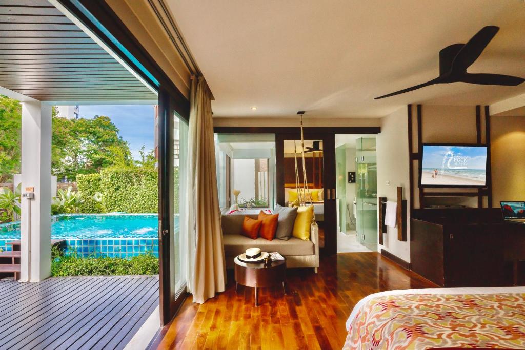 The Rock Hua Hin Beachfront Spa Resort - Zen Plus Jacuzzi-zwembadterras