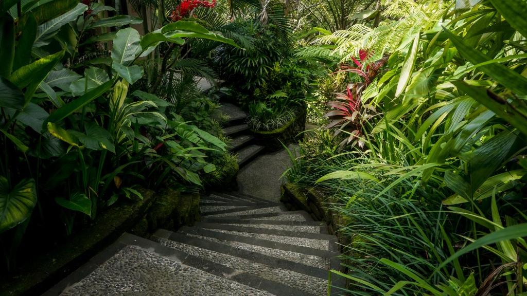Sakti Garden Resort & Spaにある庭