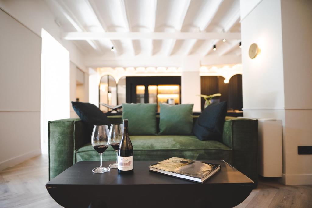 Posedenie v ubytovaní ORA Hotel Priorat, a Member of Design Hotels