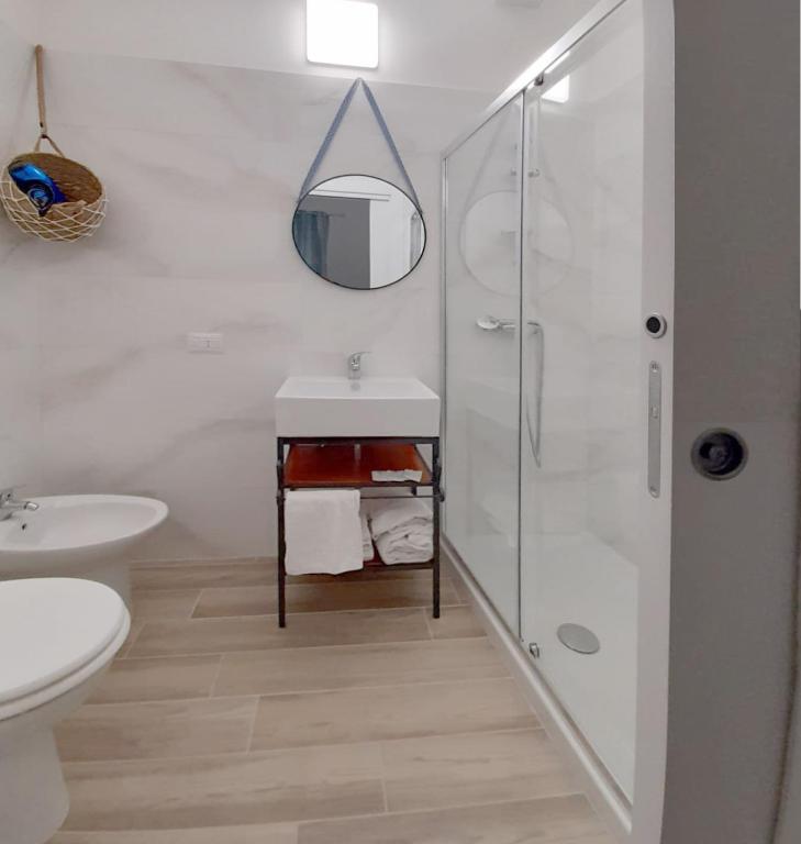 Koupelna v ubytování B&B Lilium Otranto