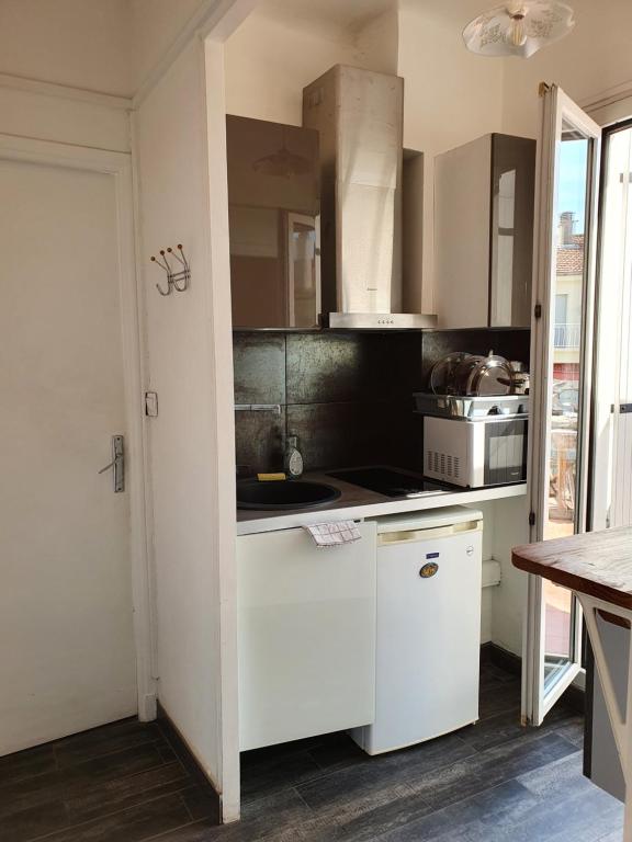 Studio toit terrasse - One-Bedroom Apartment