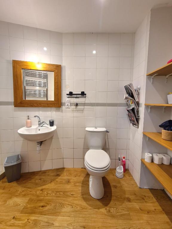 Kúpeľňa v ubytovaní Les Hauts de St Jacques maison d'exception 300m2, jardin arboré 2000m2