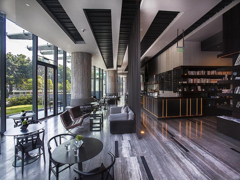 Posezení v ubytování Shenzhen O Hotel