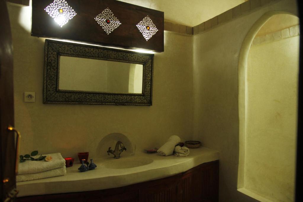 Fotografie z fotogalerie ubytování Riad Azenzer v Marrákéši