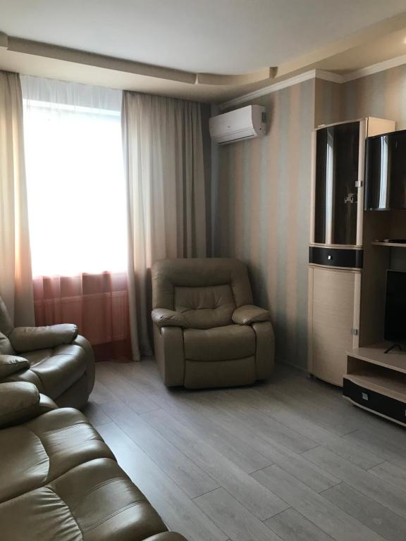 Apartmant in KPI з двома спальнями головне фото