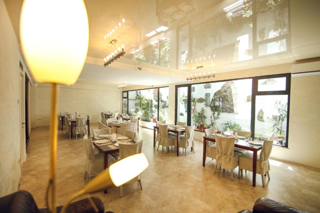 Posezení v ubytování Hotel Kera