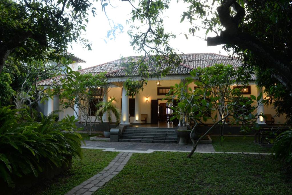 Zahrada ubytování Pinipahana Walauwa Resort & villa