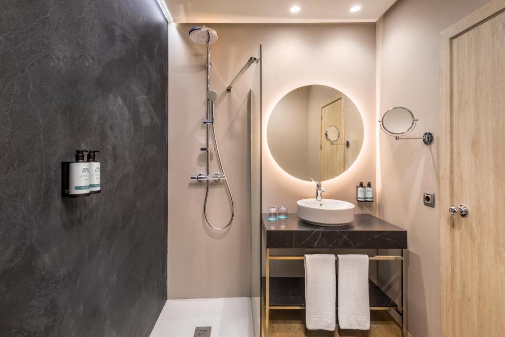 Occidental Sevilla Viapol, Siviglia – Prezzi aggiornati per ...