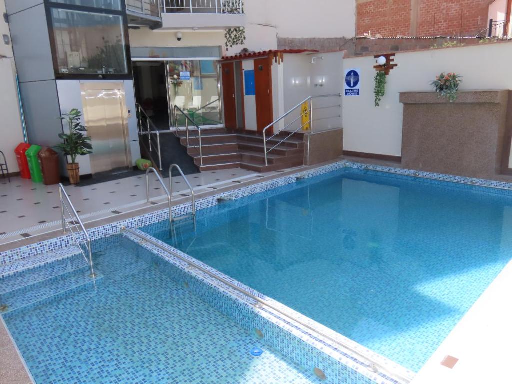 Bazén v ubytování Hotel Spa Machupicchu nebo v jeho okolí