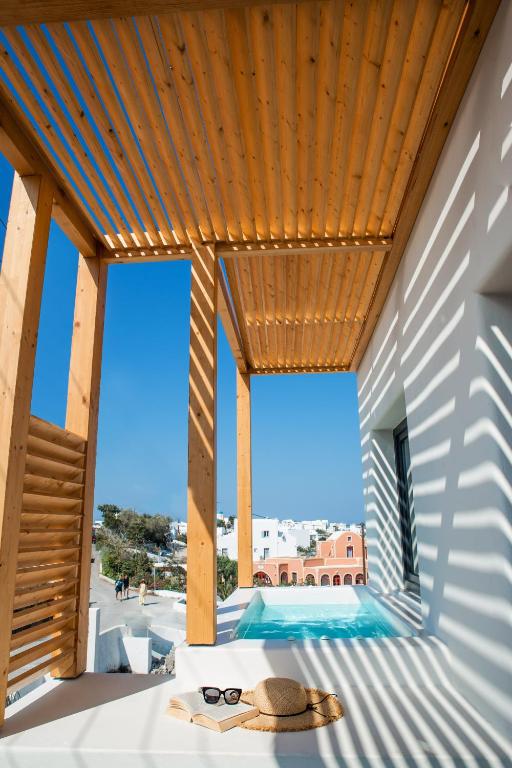 North Wind Luxury Suites - 1