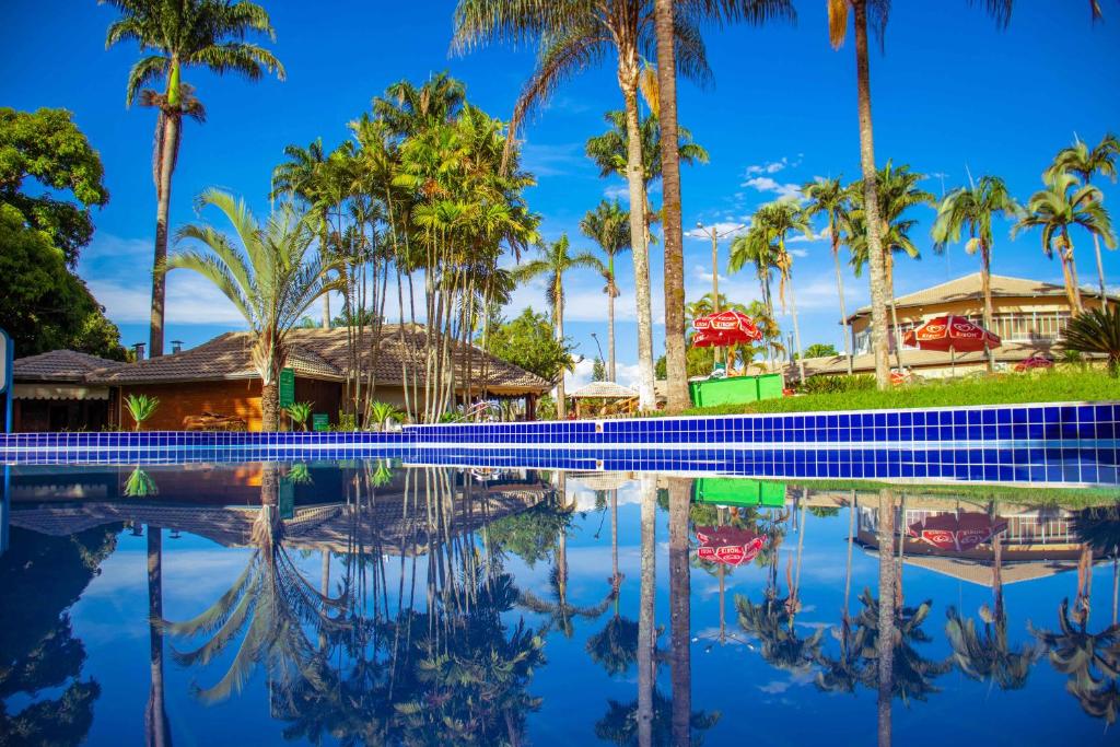 A piscina localizada em Caldas Park & Hotel XPTO Turismo ou nos arredores