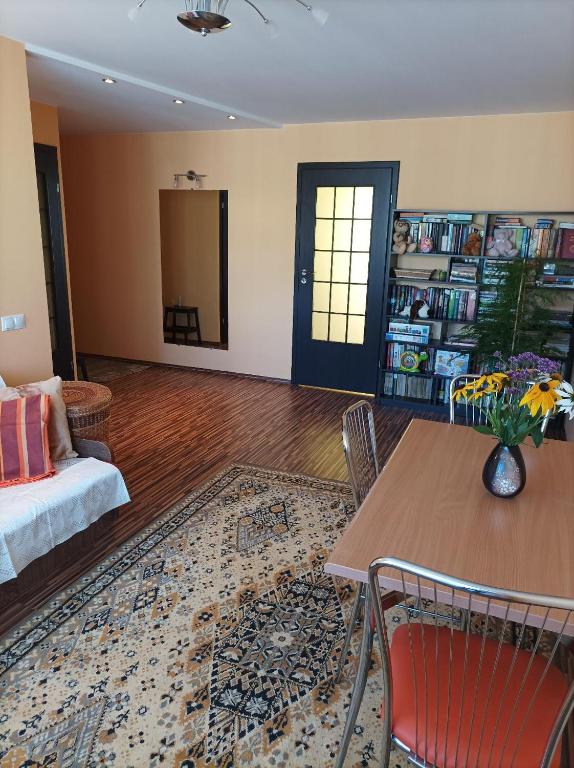 Centrinio parko apartamentai - Apartment With Balcony