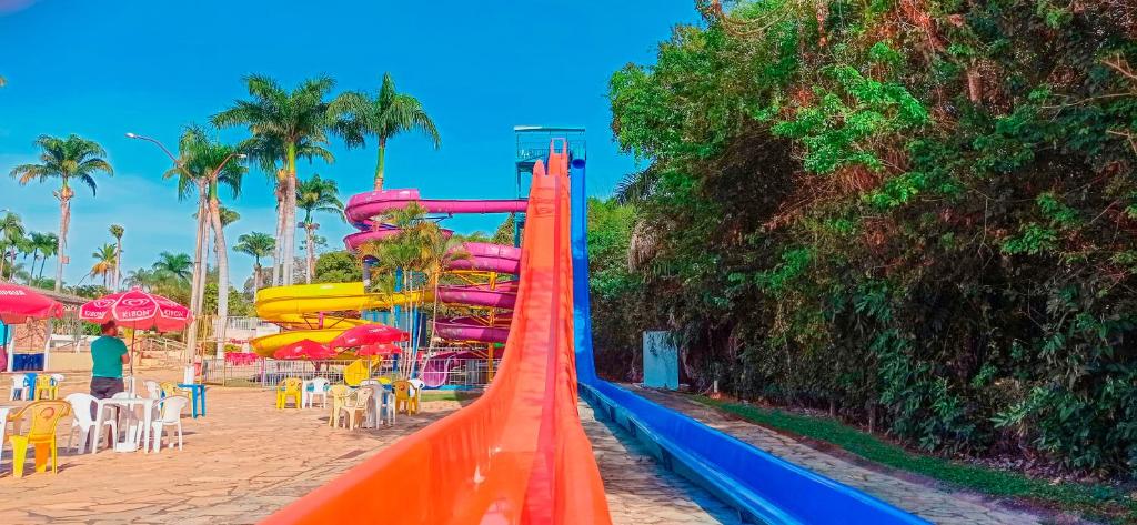 A piscina localizada em Caldas Park & Hotel XPTO Turismo ou nos arredores