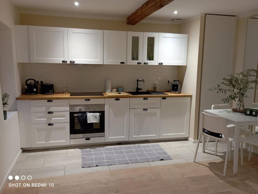 Studio centre-ville Merville - One-Bedroom Apartment