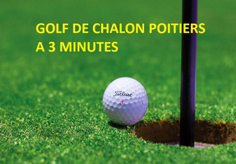 Zaplecze golfowe tego apartamentu lub w pobliżu