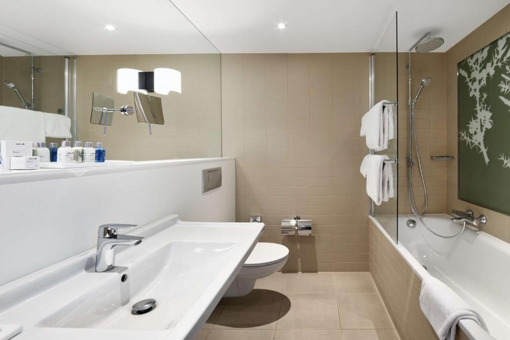 Koupelna v ubytování Radisson Blu Hotel, Hasselt