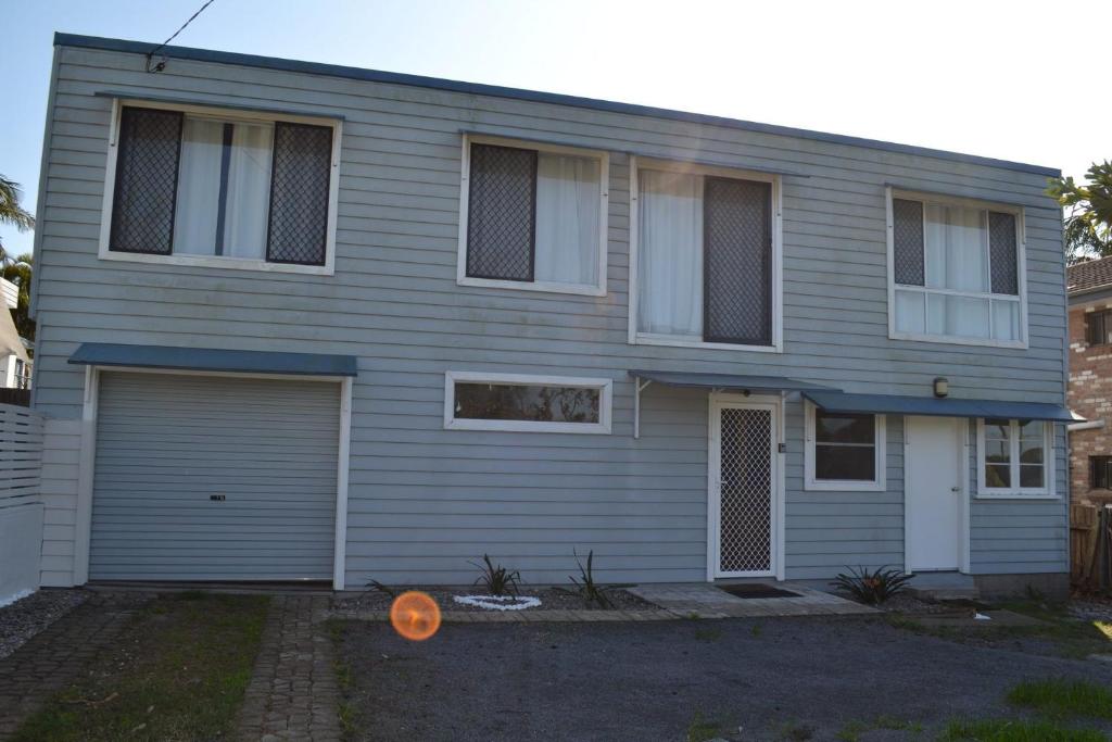 Shambala Bring your own linen, South West Rocks (updated prices 2024)