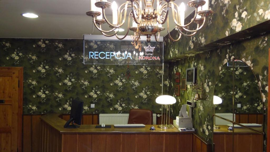 Vstupní hala nebo recepce v ubytování Ośrodek Wypoczynkowy "Hotel Korona"