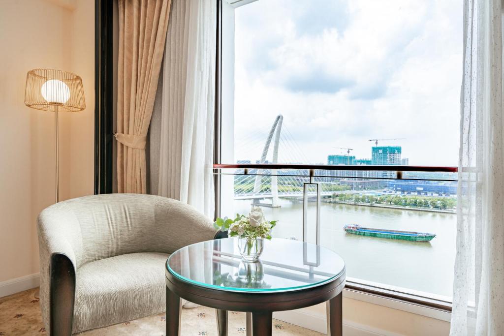 Phòng Deluxe 2 Giường Đơn Nhìn ra sông