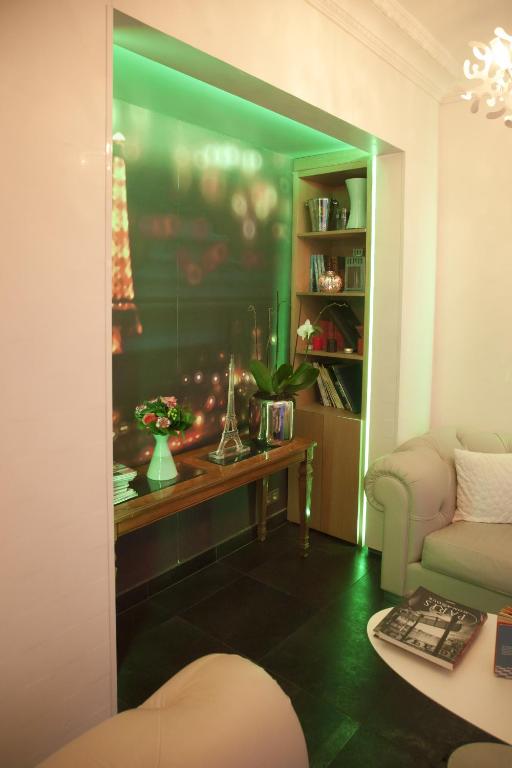 Hôtel Lumières Montmartre Paris - Resim 43