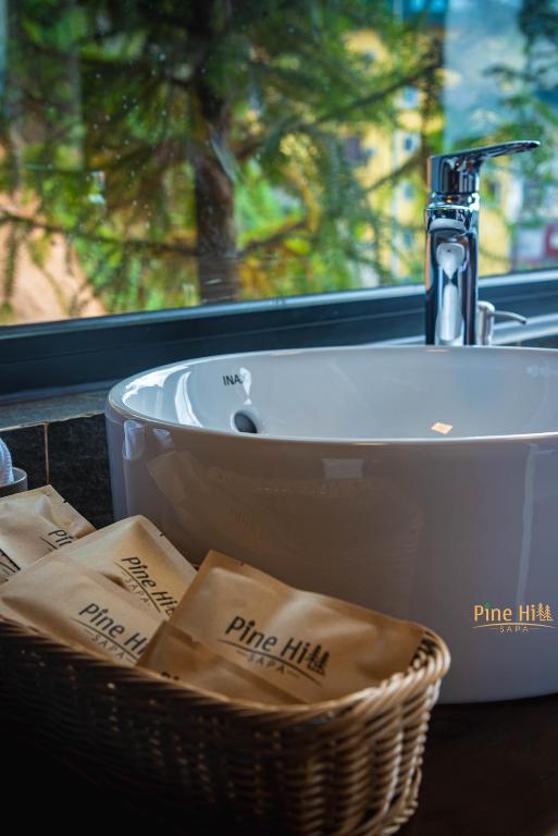 Sapa Pine Hill Eco Lodge - 11