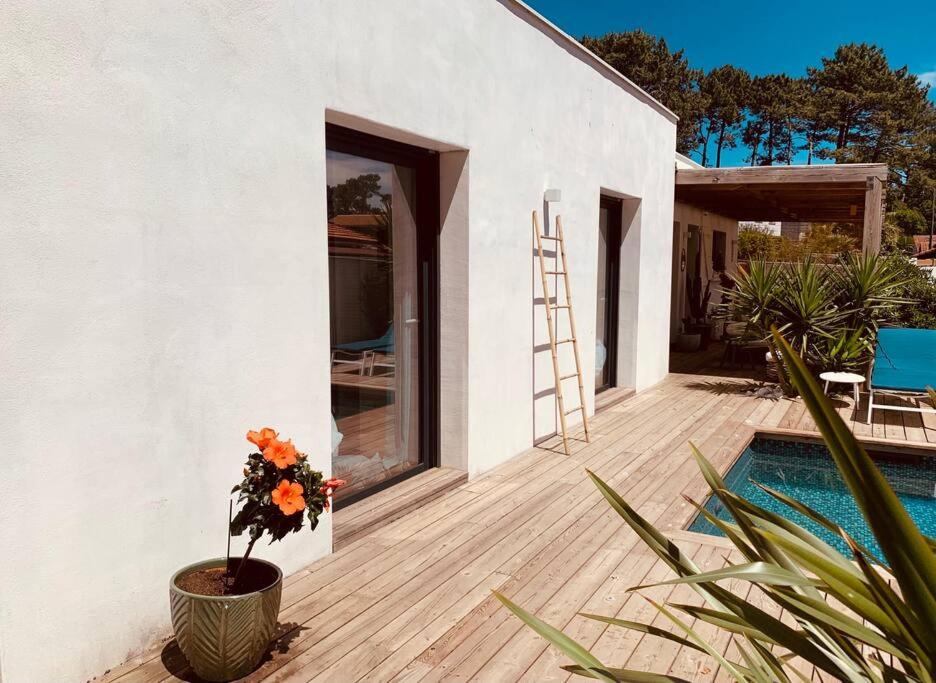 Villa Dali + 3 chambres + Piscine + 800m plage. Unique