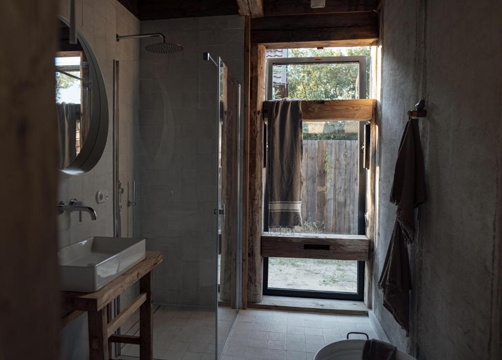 Koupelna v ubytování Tilia authentic home, butikowe apartamenty nad morzem