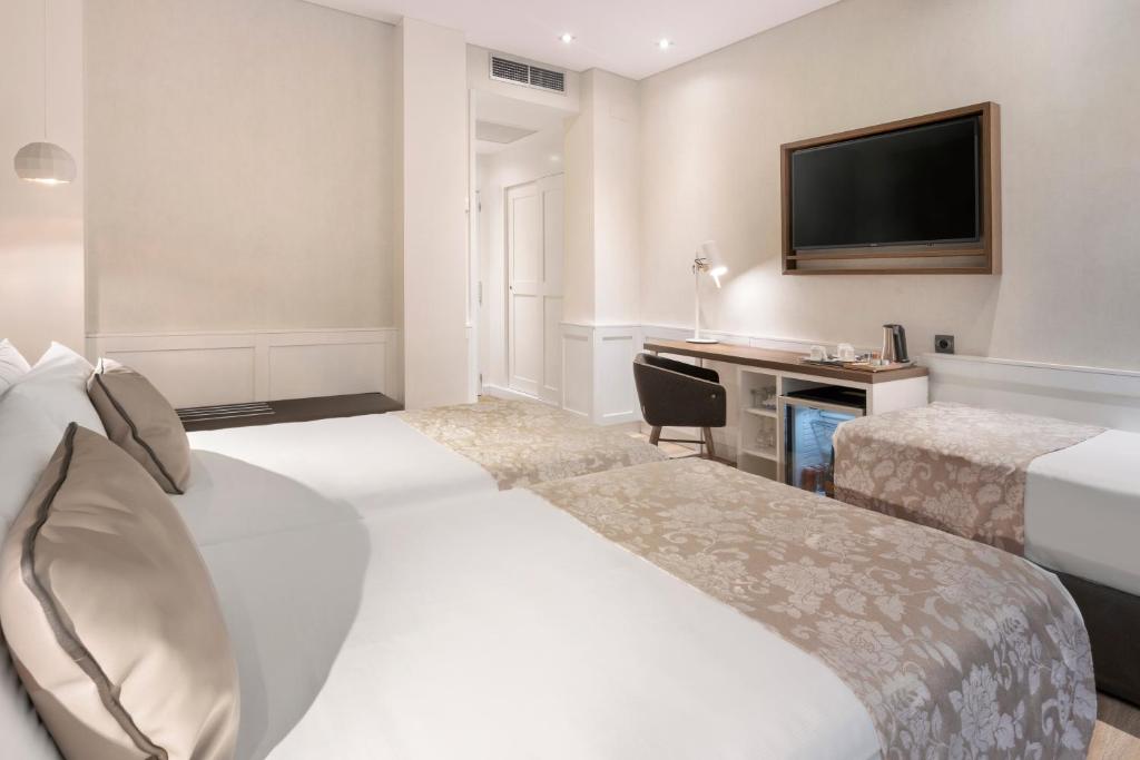 Catalonia Puerta del Sol - Triple Chambre (2 Adultes + 1 Enfant)