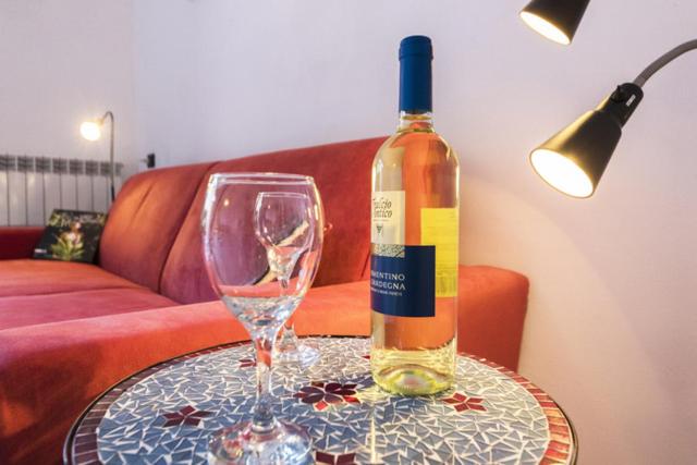 Nápoje v ubytování LakeView LakeComo, CIPRESSO 7, 4Seasons, Terrace, 30m to Lake! by STAYHERE-LAKECOMO