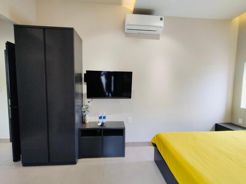 MIDMOST HOUSE - Studio With Balcony