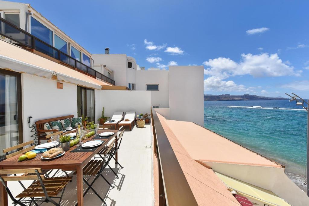 Beach Apartment La Terraza de Sofia by VillaGranCanaria - Two-Bedroom Apartment