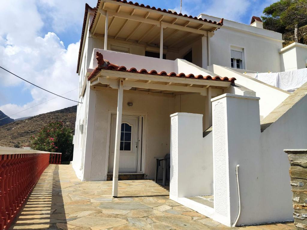 Fotografie z fotogalerie ubytování Arxontiko Avli Sigara -- Terrace Villa -- 10 min drive to Andros town v destinaci Sinétion