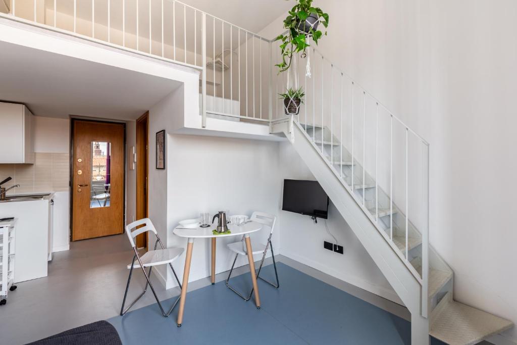 Central Studio APTS Milano-Corso Magenta - Studio - Split Level