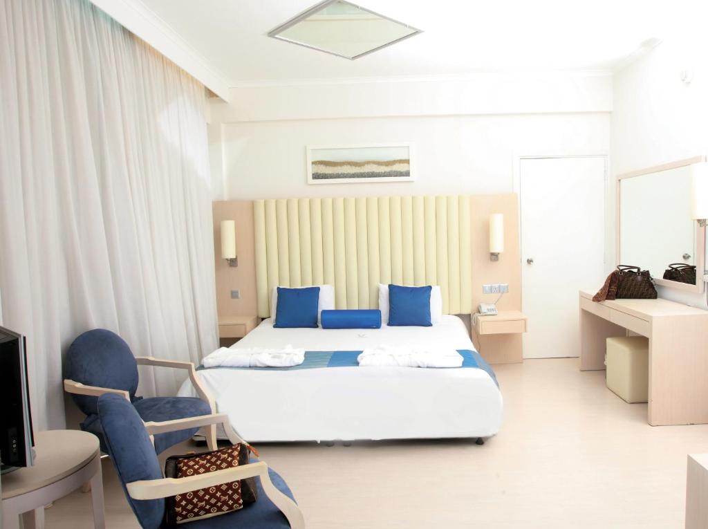 Vrissiana Boutique Beach Hotel - Double Or Twin Room