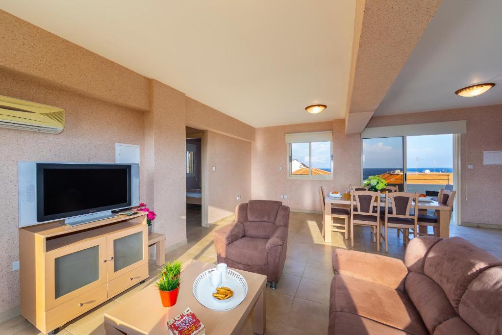 TV a/nebo společenská místnost v ubytování Pelagos apartment 6